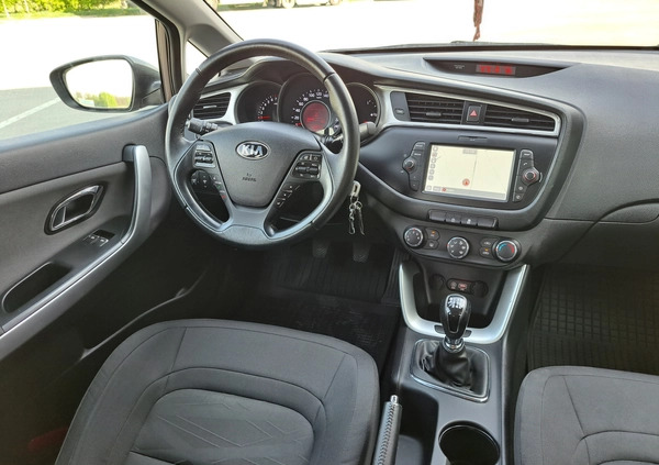 Kia Ceed cena 44800 przebieg: 42000, rok produkcji 2018 z Kłobuck małe 254